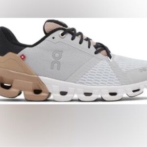 On Cloud Running Gray and Tan Cloudflyer Athletic Shoes